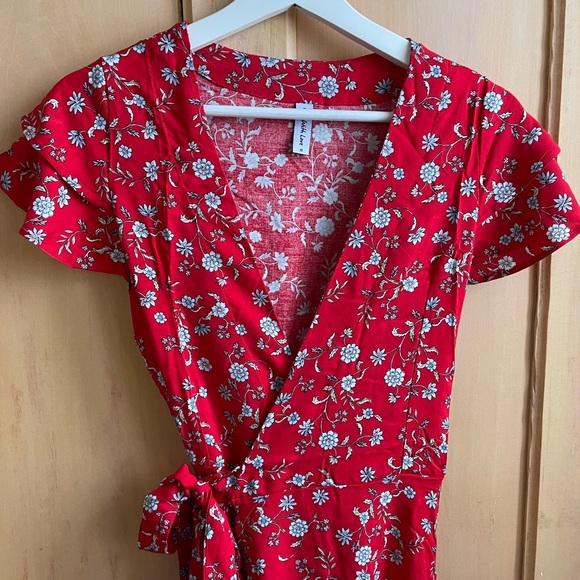 Beautiful maxi dress. - Picture 3 of 5